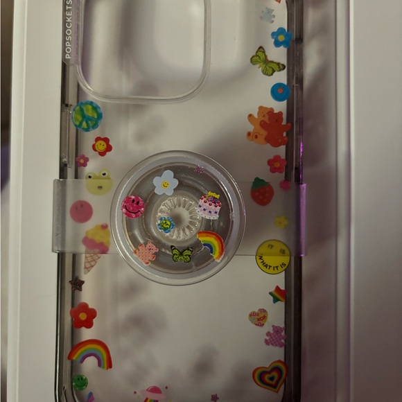 iPhone 14 Pro pop socket case with removable and adjustable socket. - Picture 2 of 4